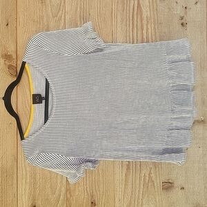 W5 Blue and White Ruffle Trim Top Size Small